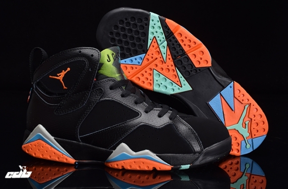 Air Jordan 7 Noir Gris Bleu Orange